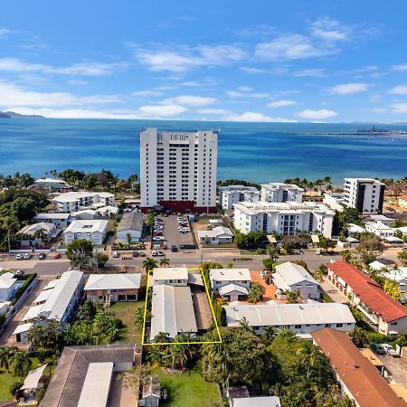 Motel On Mitchell Τάουνσβιλ Εξωτερικό φωτογραφία