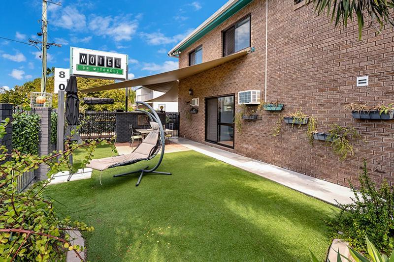 Motel On Mitchell Τάουνσβιλ Εξωτερικό φωτογραφία